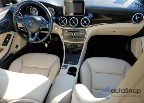 2015 Mercedes-Benz Cla 250 z USA, uszkodzony, nr VIN WDDSJ4EB2FN225433